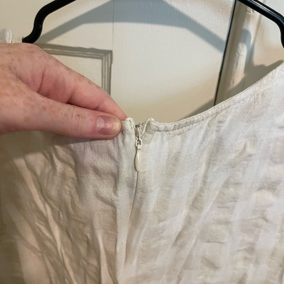 Tan and white checkered tank top - Picture 4 of 7